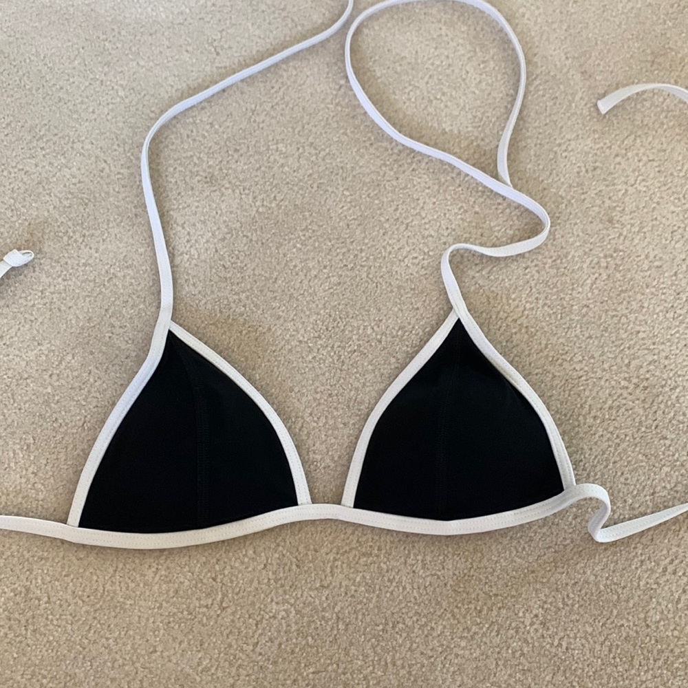 Victoria’s Secret Pink triangle bikini top